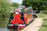 A walk along the Kennet & Avon Canal near Bradford on Avon